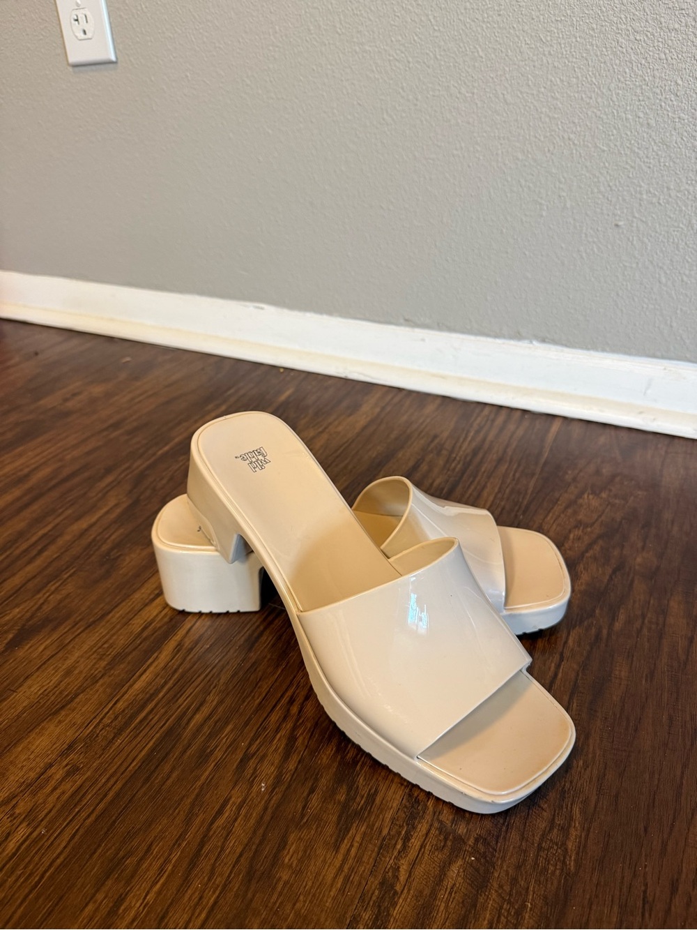 Wild Fable rubber heels
